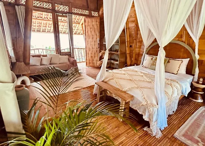 Guest house Casa Bamboo 4*