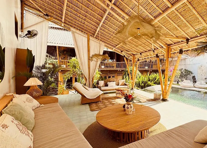 Casa Bamboo 4*