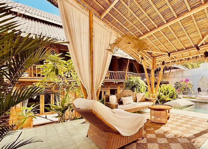 Casa Bamboo